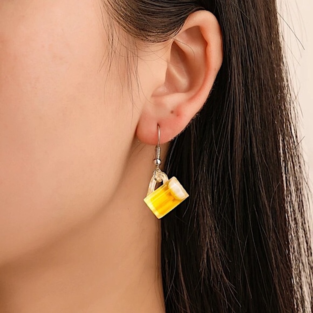 Beer mug earrings🍺